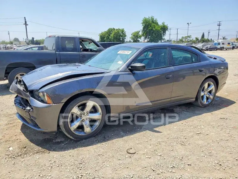 2013 Dodge CHARGER фото