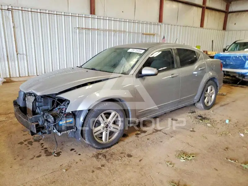 2013 Dodge AVENGER фото