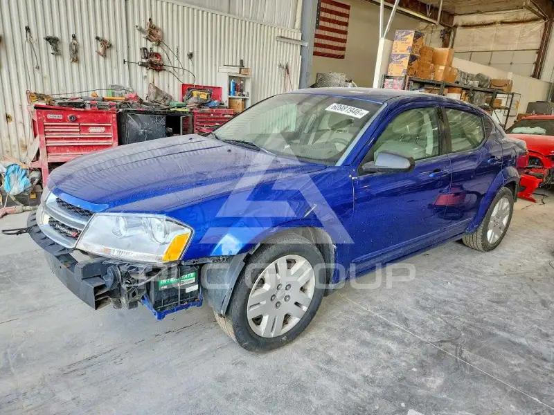 2013 Dodge AVENGER photo
