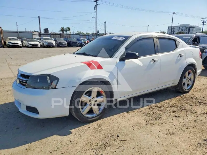 2013 Dodge AVENGER photo