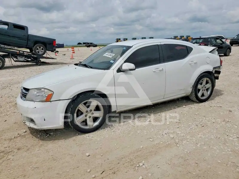 2013 Dodge AVENGER фото