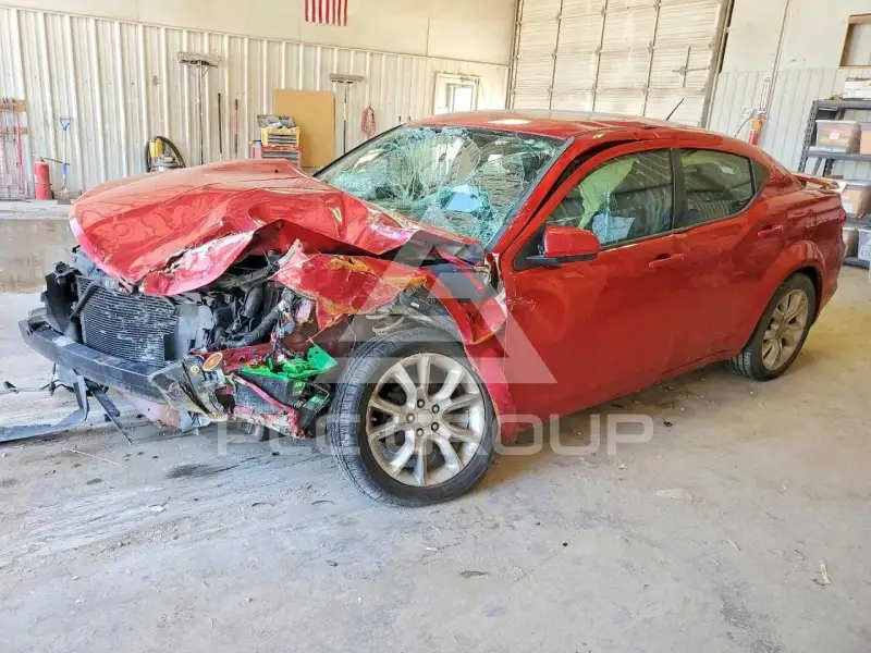 2013 Dodge AVENGER photo