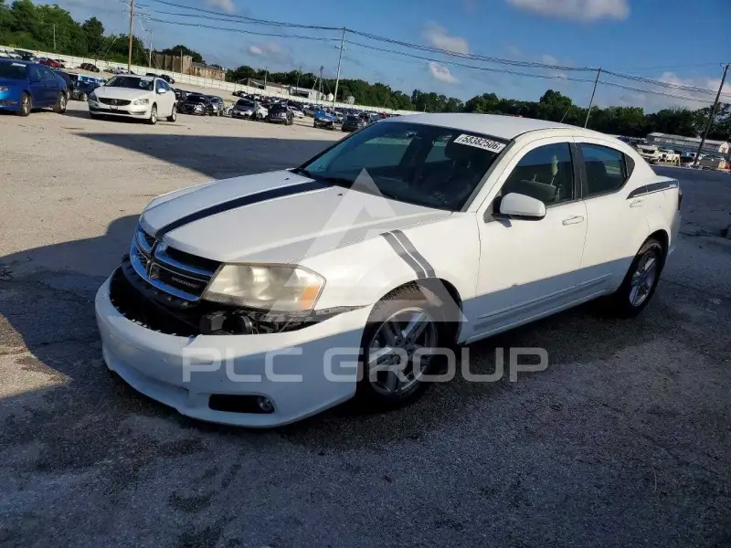 2013 Dodge AVENGER photo