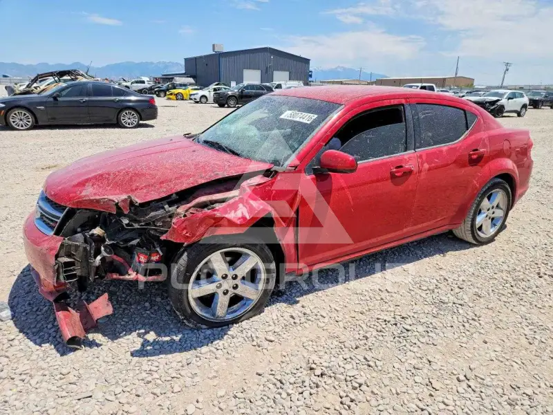 2013 Dodge AVENGER photo