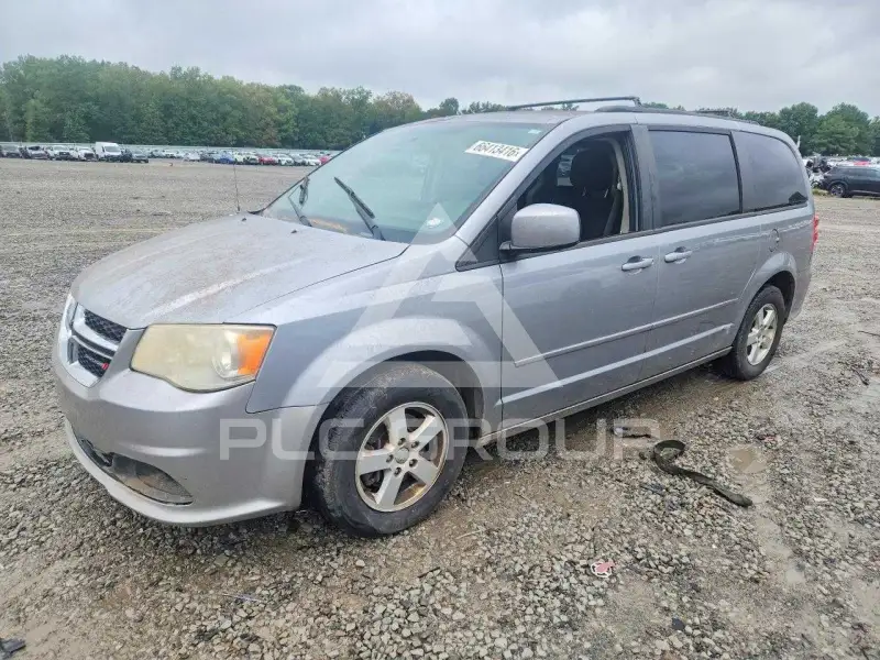2013 Dodge CARAVAN фото
