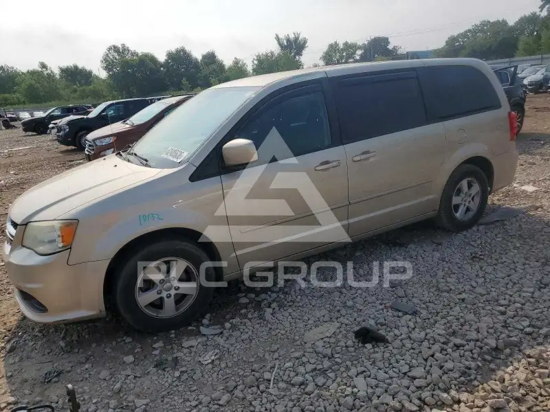 2013 Dodge CARAVAN фото