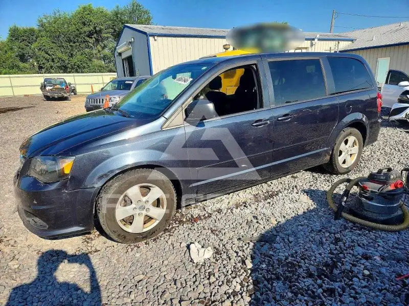 2013 Dodge CARAVAN фото