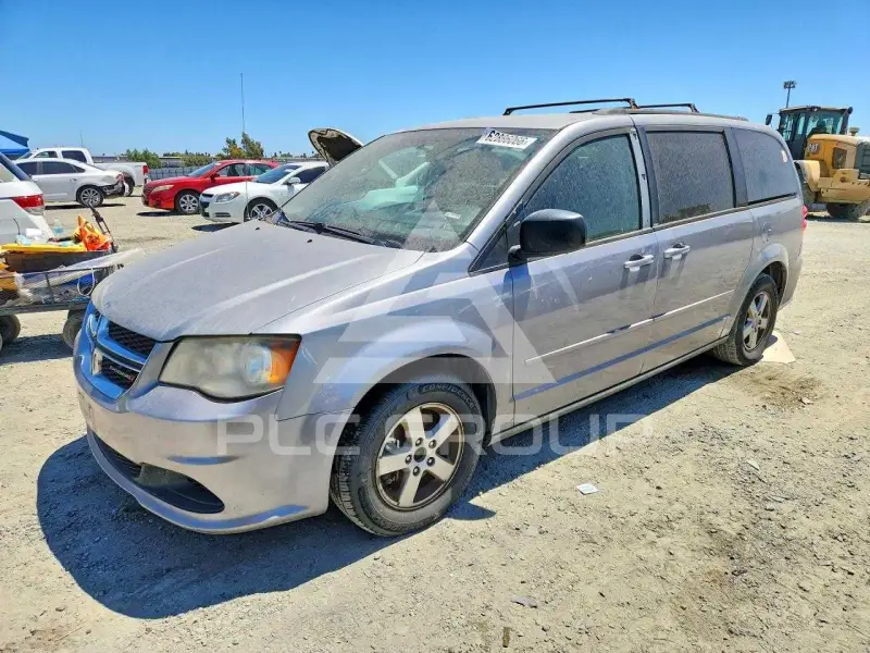 2013 Dodge CARAVAN фото