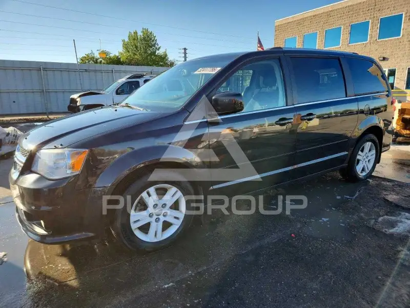 2013 Dodge CARAVAN фото