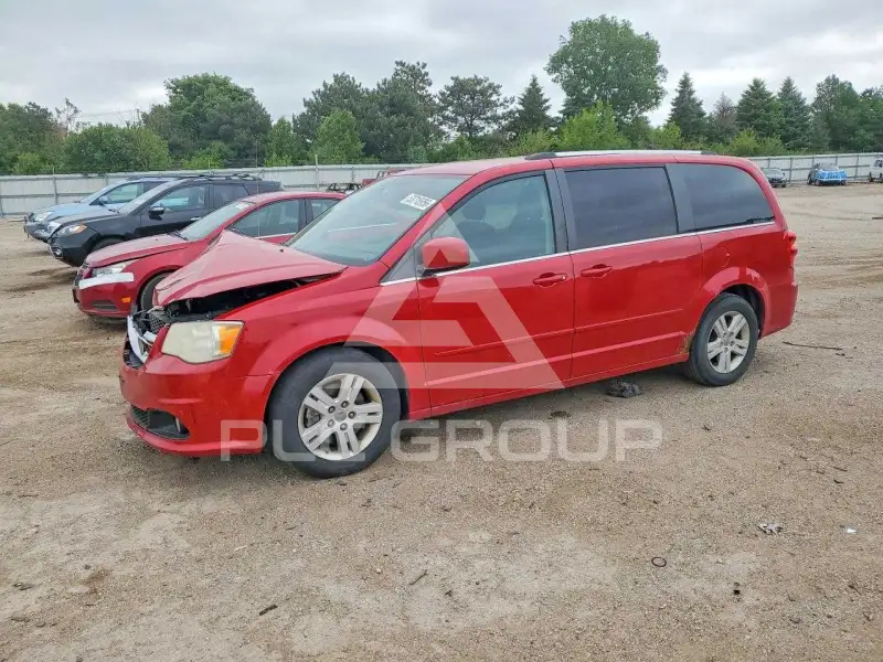 2013 Dodge CARAVAN фото