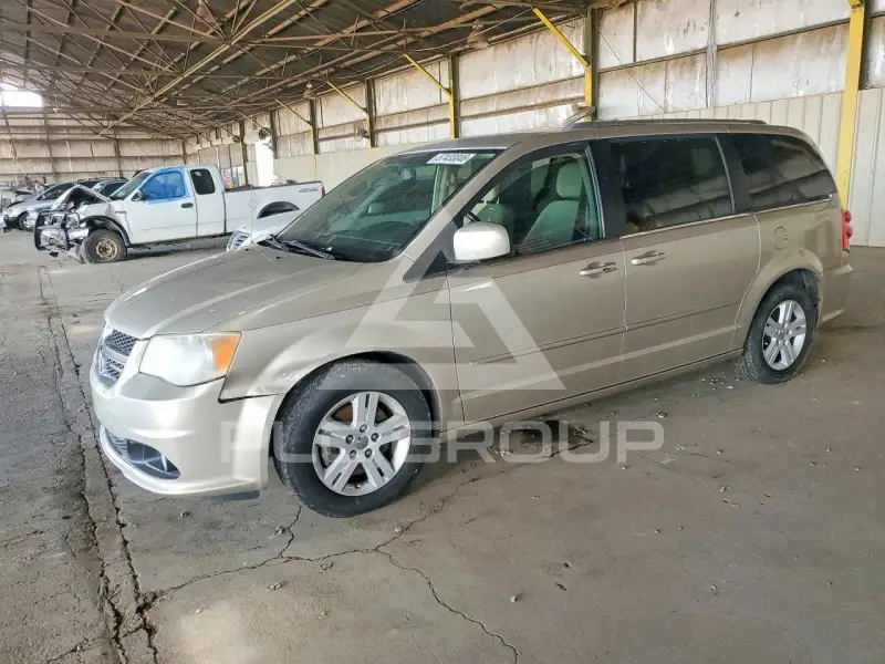 2013 Dodge CARAVAN фото