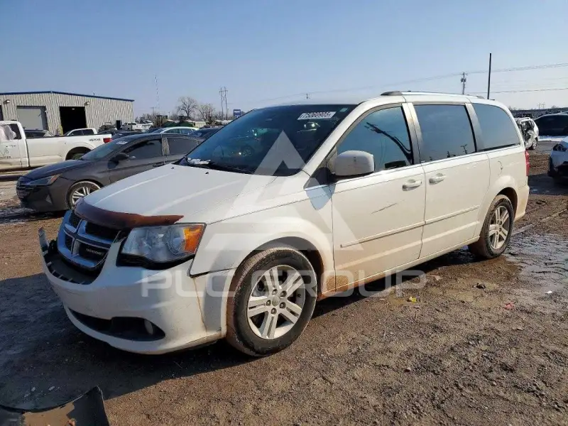 2013 Dodge CARAVAN фото