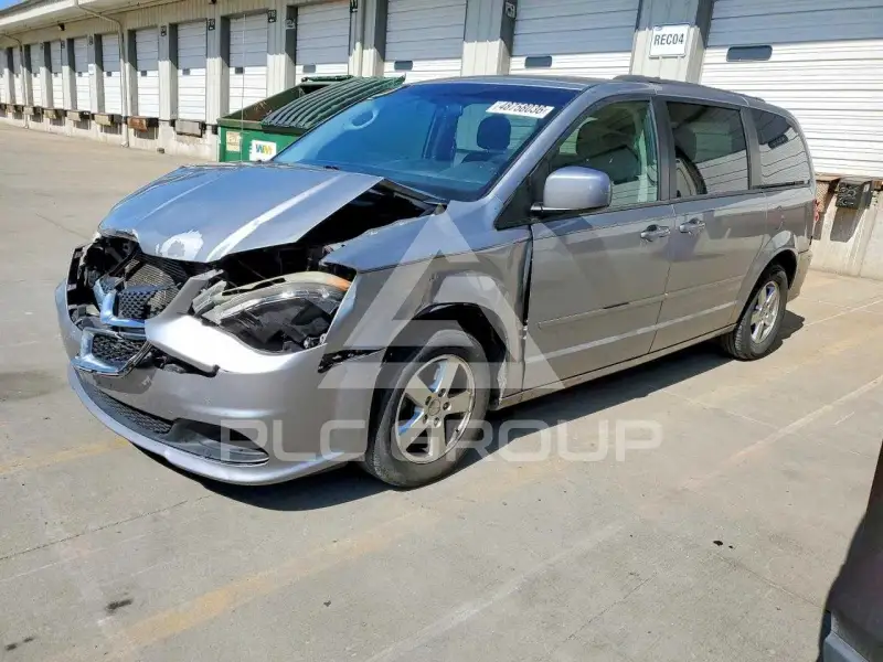2013 Dodge CARAVAN фото