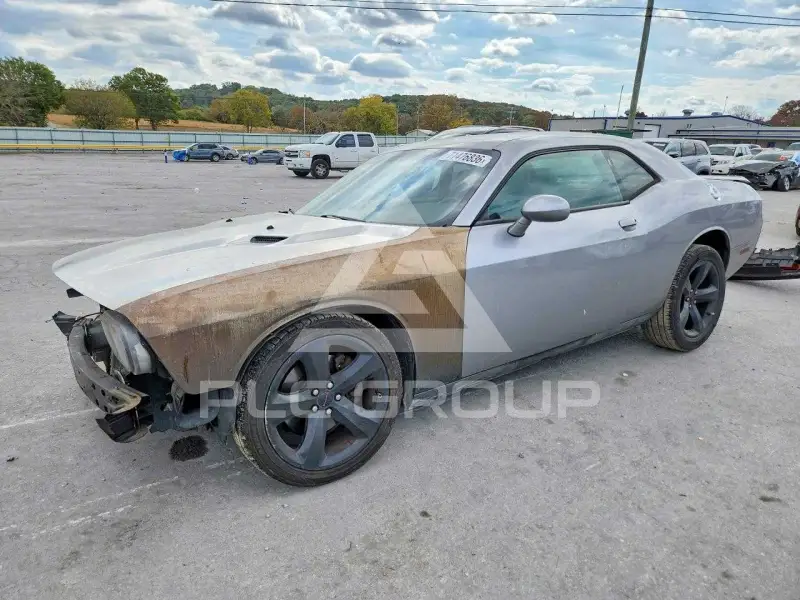 2013 Dodge CHALLENGER photo