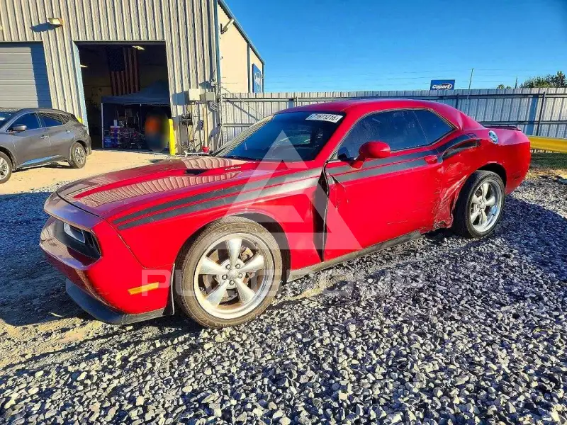 2013 Dodge CHALLENGER фото