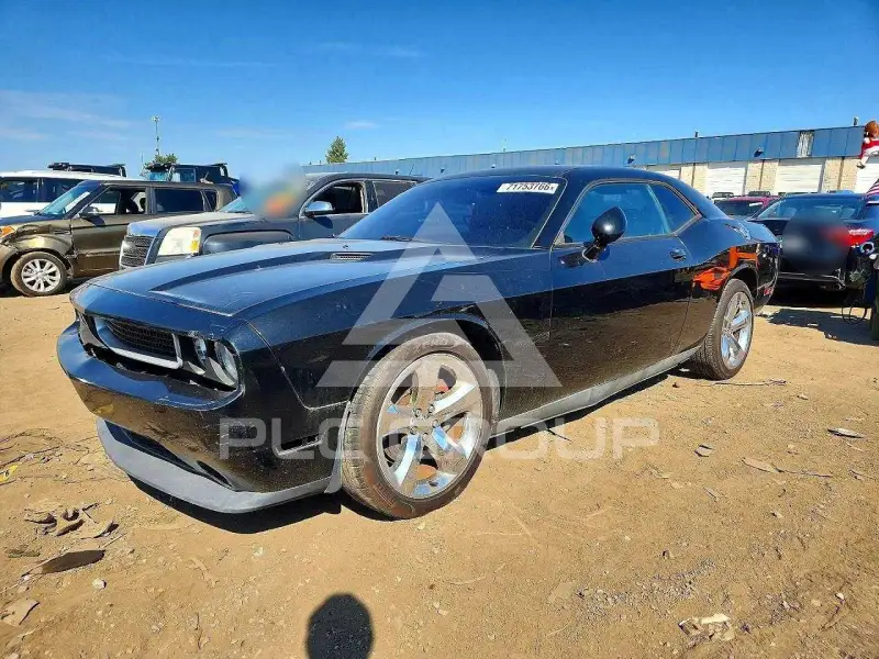 2013 Dodge CHALLENGER фото