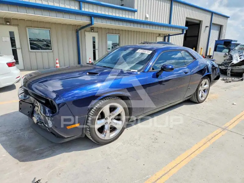 2013 Dodge CHALLENGER photo