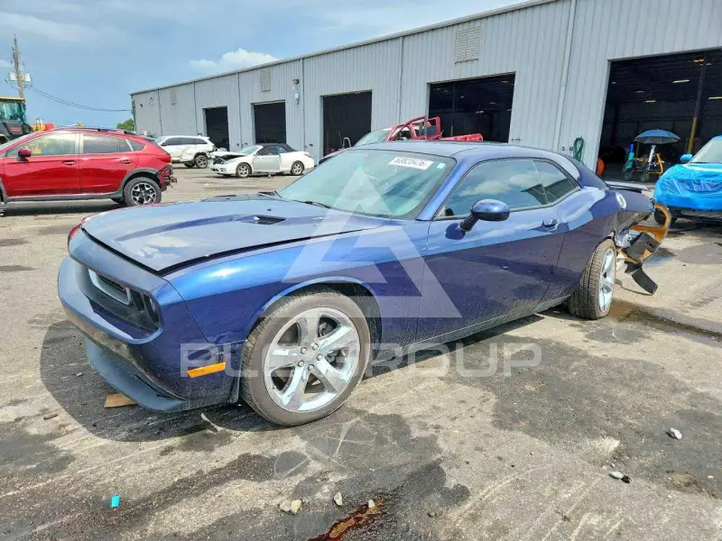 2013 Dodge CHALLENGER фото