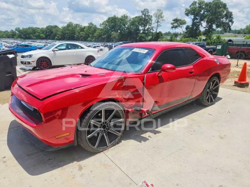 2013 Dodge CHALLENGER фото