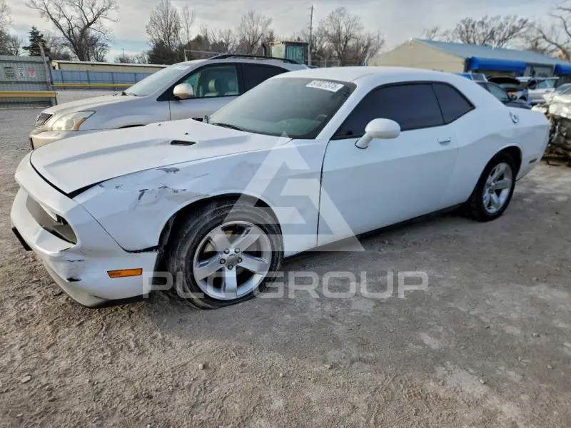 2013 Dodge CHALLENGER фото