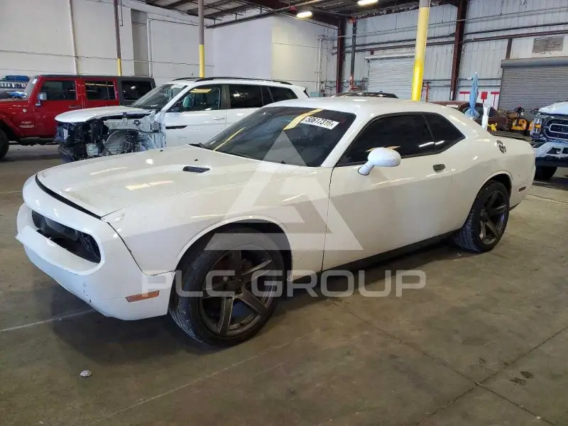 2013 Dodge CHALLENGER photo