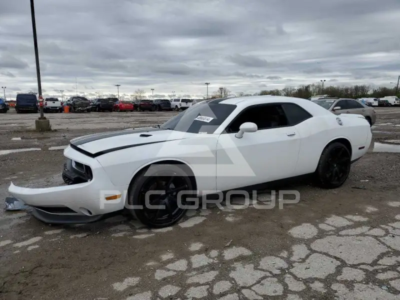 2013 Dodge CHALLENGER фото