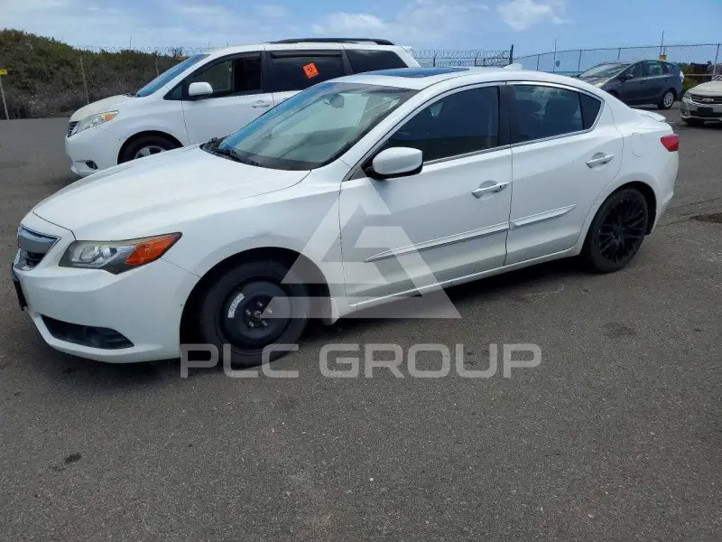 2013 Acura ILX photo