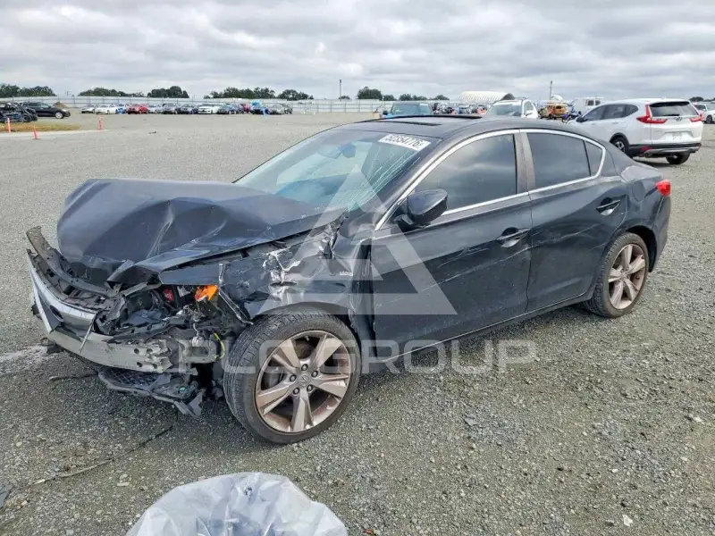 2013 Acura ILX photo