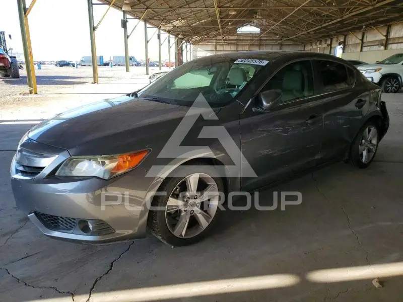 2013 Acura ILX photo