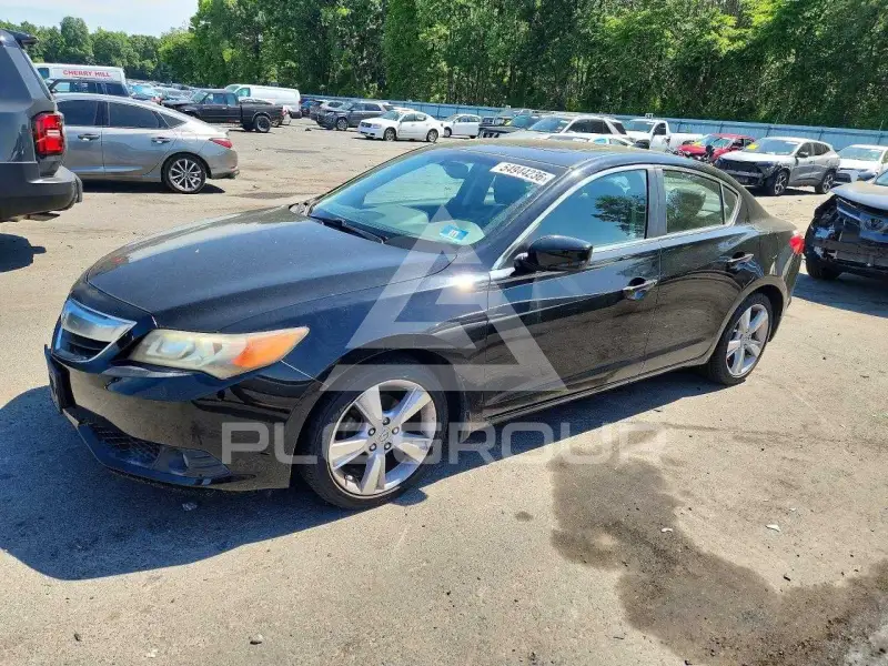 2013 Acura ILX photo