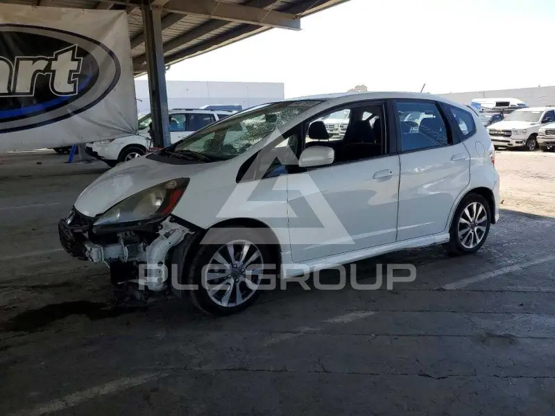 2013 Honda FIT photo