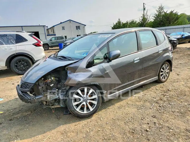 2013 Honda FIT photo