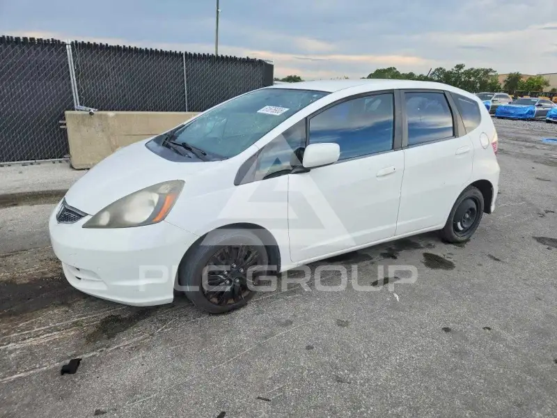 2013 Honda FIT фото