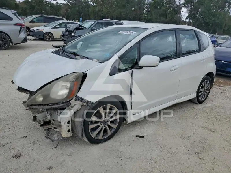2013 Honda FIT фото