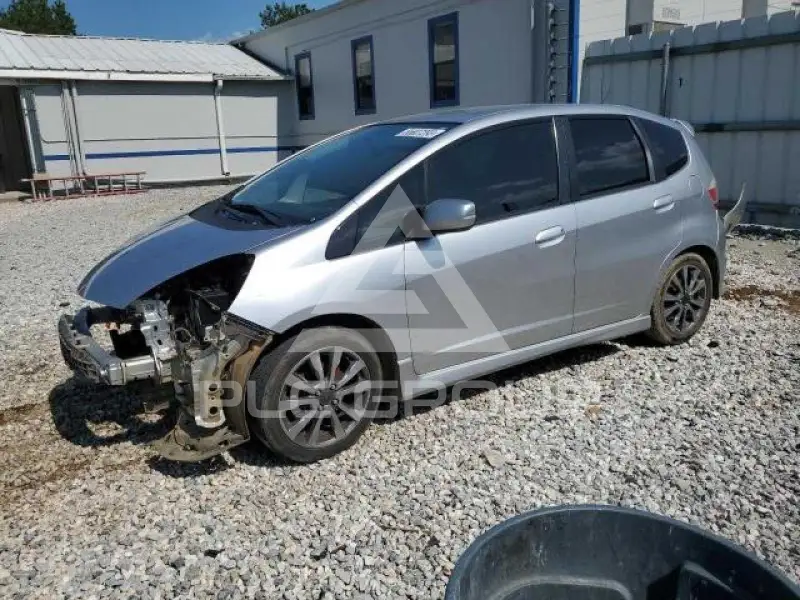 2013 Honda FIT photo