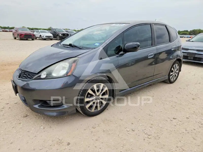 2013 Honda FIT фото
