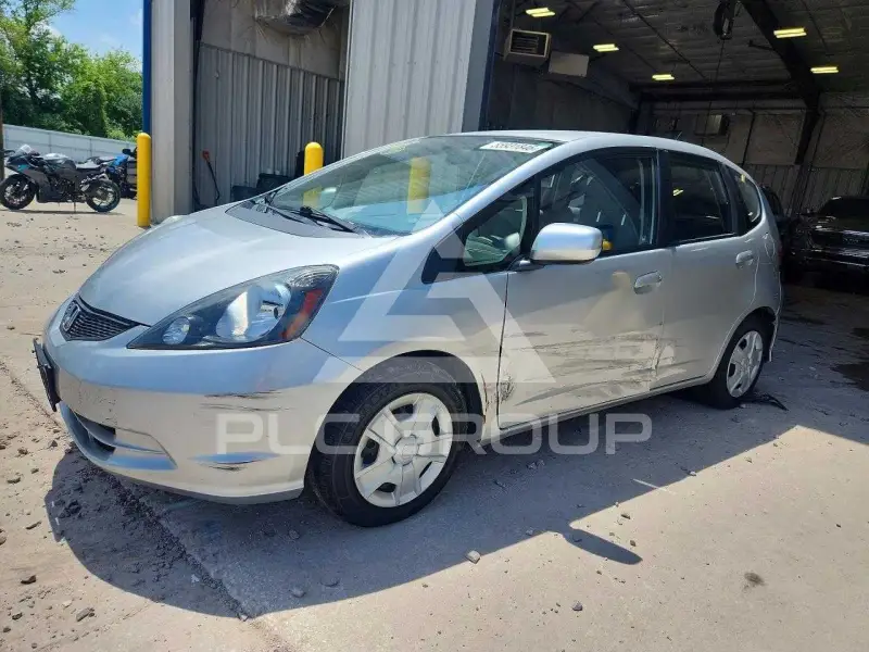 2013 Honda FIT photo
