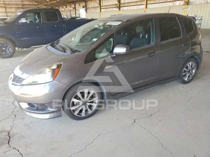 2013 Honda FIT photo