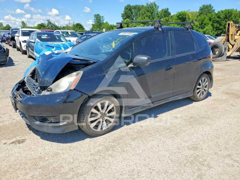 2013 Honda FIT фото