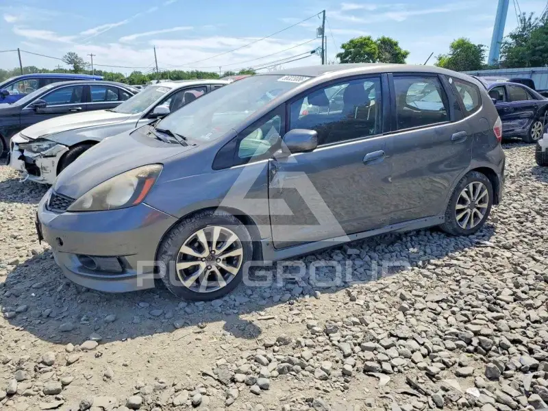 2013 Honda FIT фото