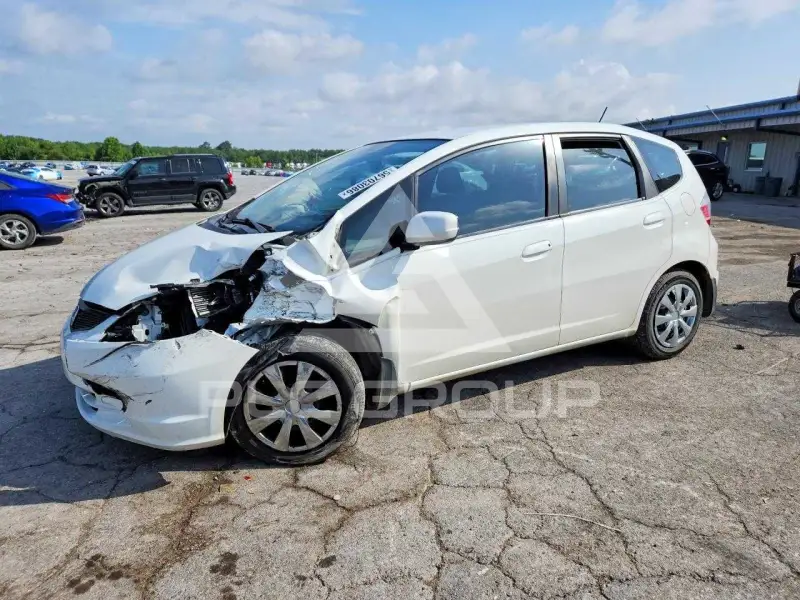 2013 Honda FIT photo