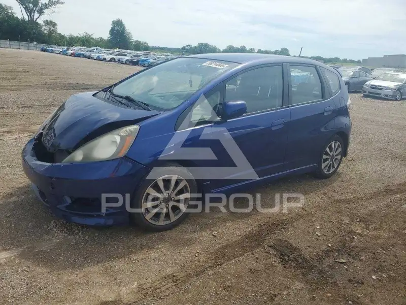 2013 Honda FIT photo