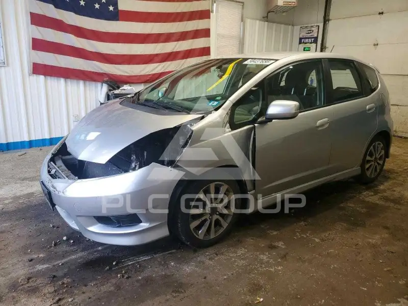 2013 Honda FIT photo