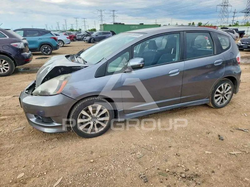 2013 Honda FIT фото