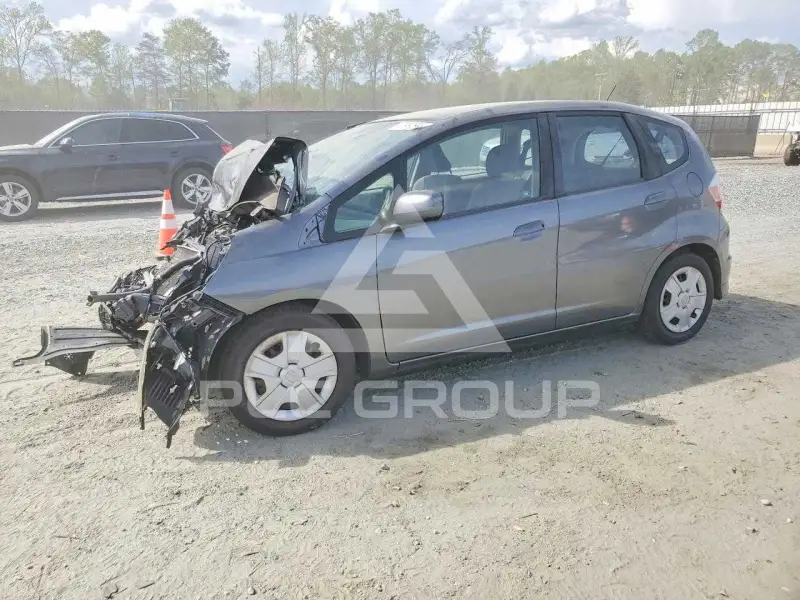 2013 Honda FIT фото