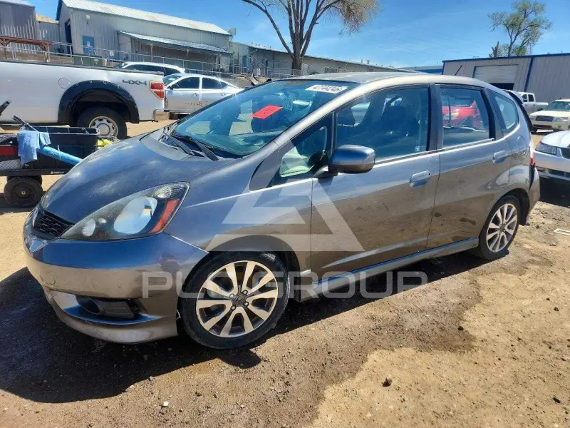 2013 Honda FIT photo