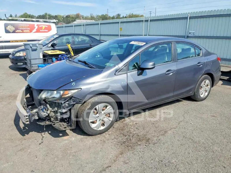 2013 Honda CIVIC фото