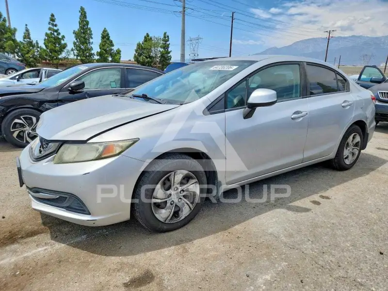 2013 Honda CIVIC фото