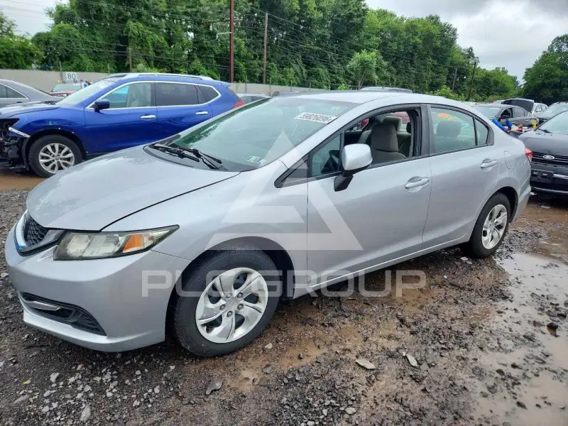 2013 Honda CIVIC фото