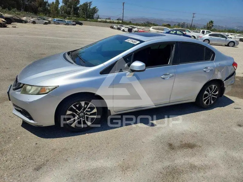 2013 Honda CIVIC фото